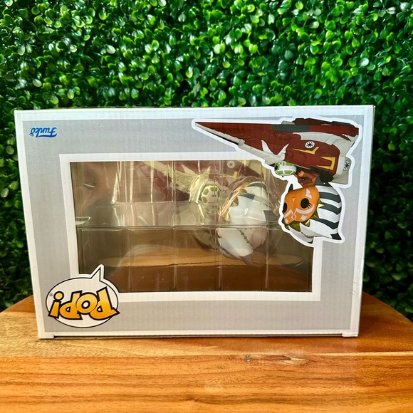 Funko Pop! Star Wars Ahsoka Tano in Delta 7 Jedi Starfighter - Picture 6 of 7
